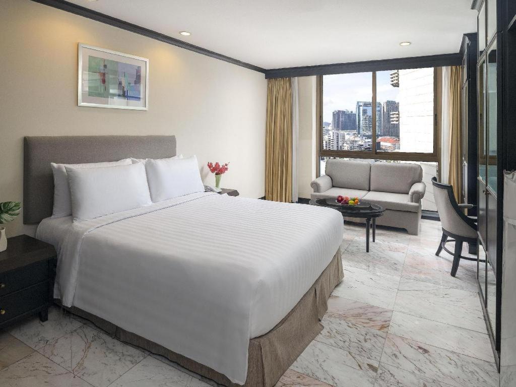 Grand President Hotel 4*